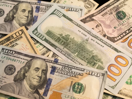 Трамп может стать первым президентом с подписью на долларах