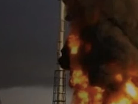 ВСУ поразили один из самых больших НПЗ России, - Генштаб