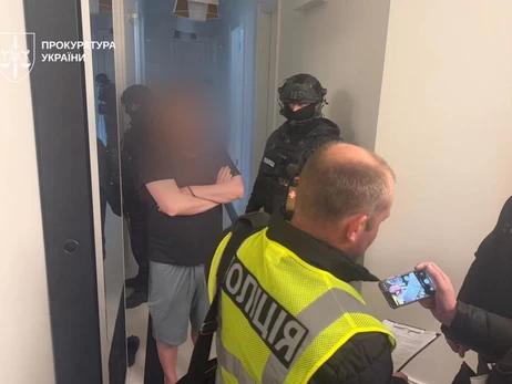 Фіктивний продаж зерна на Київщині: збитки - 63,7 млн грн, підозру оголосили ексміністру