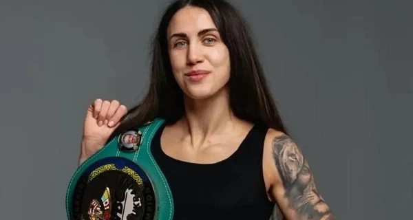 Украинка Петренко стала чемпионкой мира по версии IBO во втором легчайшем весе