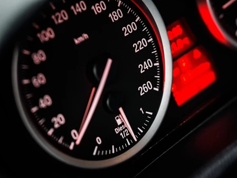 У Києві не буде сезонного підвищення швидкості - водії мають дотримуватись ліміту 50 км/год