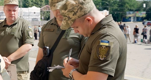 За що зарплата до 40 000 гривень: 7 запитань про роботу і службу в ТЦК та СП