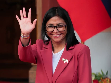 США отменили санкции в отношении лидера Венесуэлы Делси Родригес