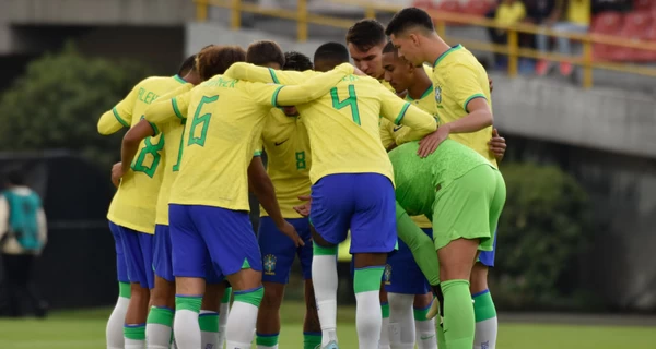 Игрокам сборной Бразилии выплатят по миллиону долларов за победу на чемпионате мира