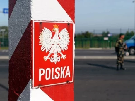 В Польше задержали автобус с россиянами-нелегалами, за рулем были украинцы 