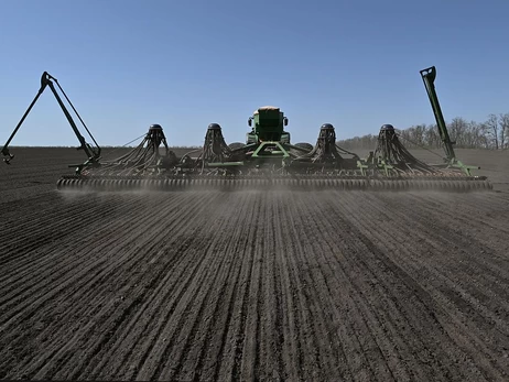 Эхо Ормузского пролива в степях Украины: как война в Иране ударит по посевной 