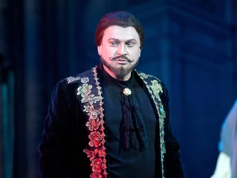 Раптово помер соліст Національної опери України Петро Приймак