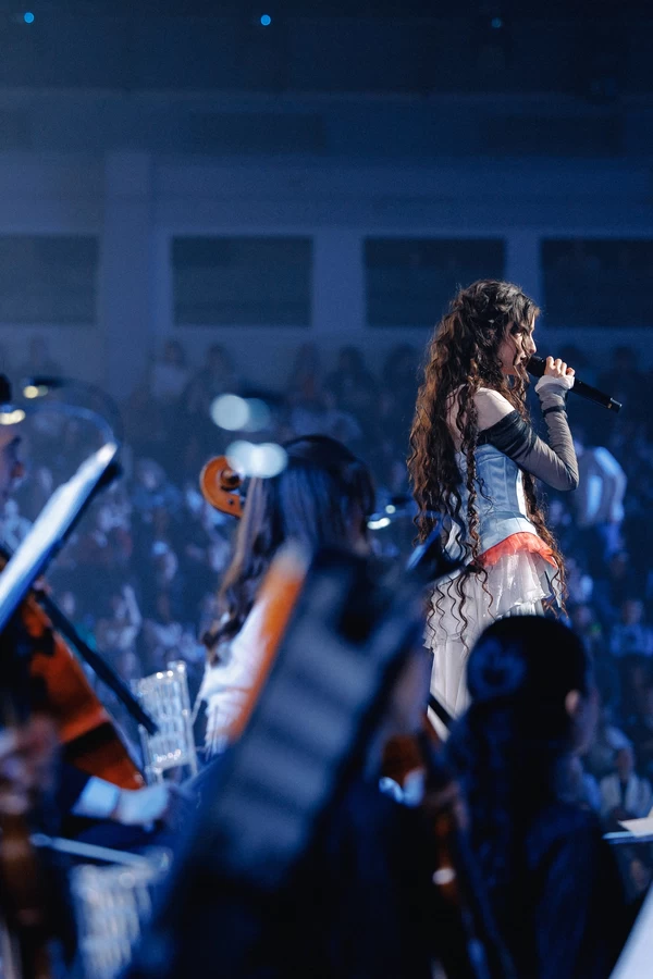 Шоу Jerry Heil у Палаці Спорту: коло вагою три тонни, сукні від FROLOV та кавер на Івасюка