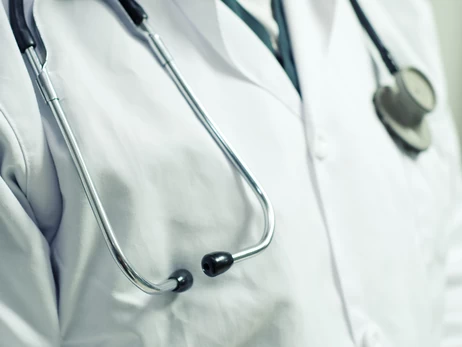 В Ивано-Франковске двое детей отравились старыми советскими лекарствами, найденными в бомбоубежище