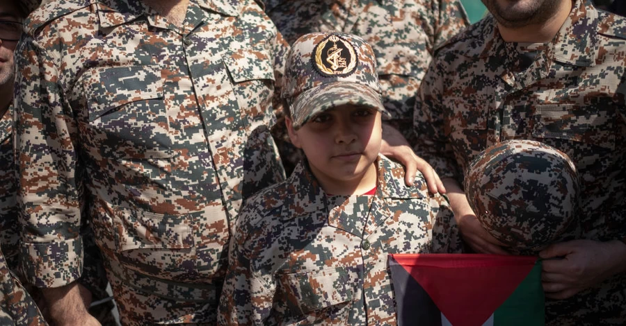 Після погроз Трампа іранський міністр пропонує створити «живий щит» навколо електростанцій  