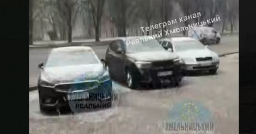 Західні та північні області України накрив снігопад та засипає градом