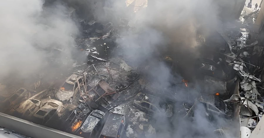 У першу ж добу перемир'я Іран загрожує вийти з угоди, а США – новими ударами