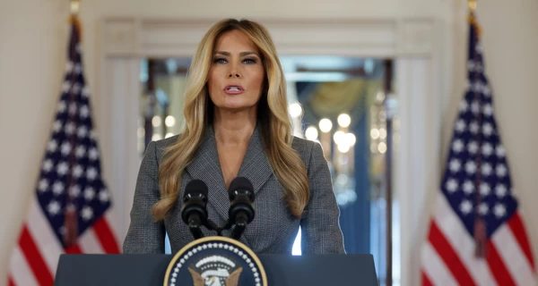 Мелания Трамп выступила в Белом доме: отрицала знакомство с мужем через Эпштейна