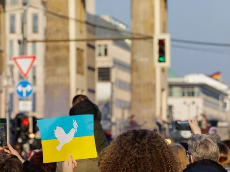 У Берліні відкриють перший в Європі Центр єдності для українців - які послуги можна там отримати