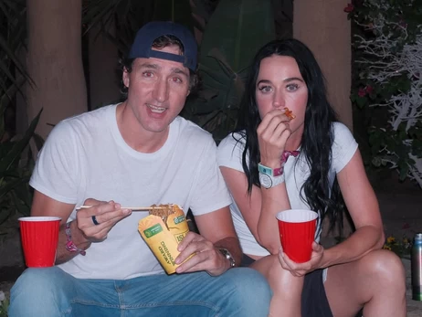 Кэти Перри показала, как веселилась с Джастином Трюдо на фестивале Coachella