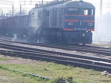 На Дніпропетровщині РФ вдарила по залізниці - близько 500 пасажирів встигли евакуювати
