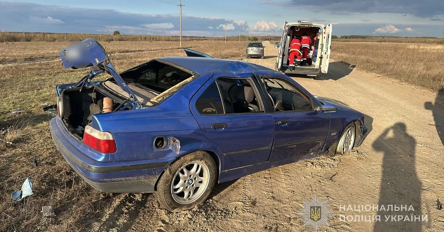 На Волині авто з підлітками злетіло з дороги і перекинулося - двоє загиблих