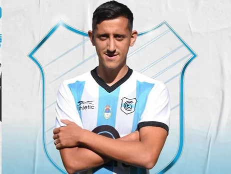 Роковая «шутка»: аргентинского футболиста арестовали из-за фразы о бомбе в самолете 