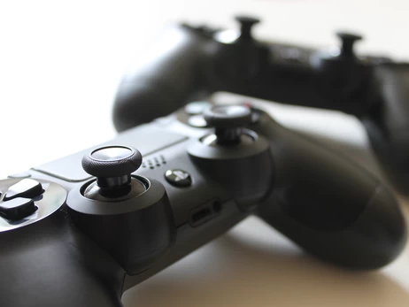 Платформа Roblox вводить дитячі та підліткові акаунти у межах нових правил безпеки