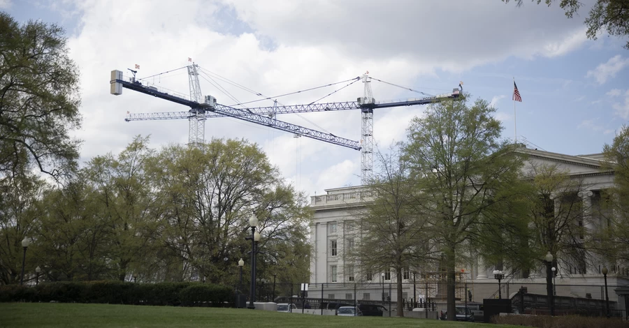 В США суд снова приостановил строительство бального зала Трампа в Белом доме