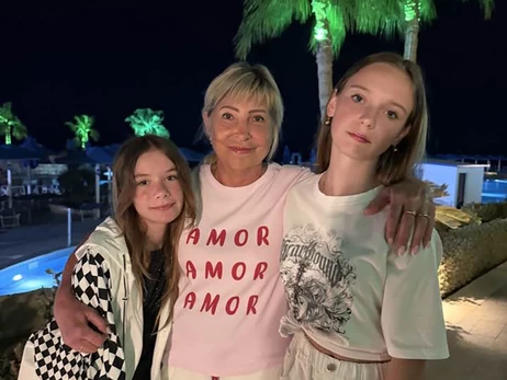 Стала мамою у 58, перемогла рак у 60: Людмила Грищенко - про те, де брати сили на дітей та життя