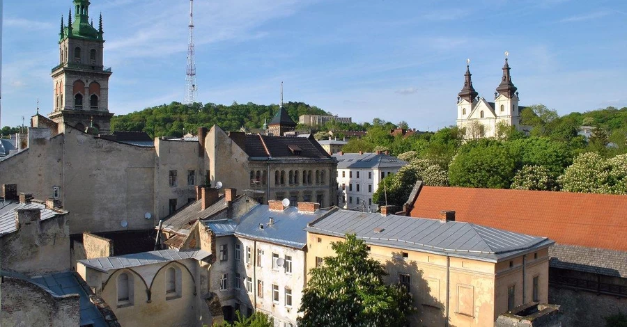 У Львові скандал через російськомовні пісні у центрі міста - на інцидент відреагували у мерії