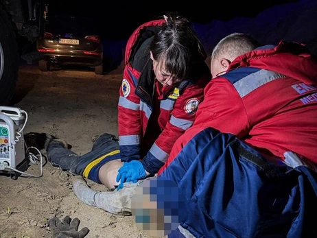 В Бородянке ребенок погиб под слоем песка – обстоятельства выясняются