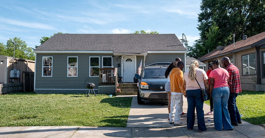 В США мужчина застрелил восьмерых детей, семь были его собственными