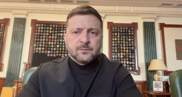 Зеленский поручил пересмотреть правила применения оружия полицейскими для защиты людей