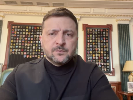 Зеленский поручил пересмотреть правила применения оружия полицейскими для защиты людей