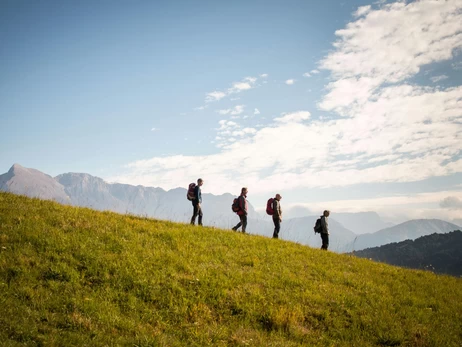 Терапія у русі: три пішохідних маршрути України, які замінять сеанси у психолога