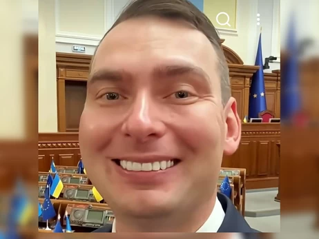 СМИ сообщили о незадекларированных миллионах у Железняка на покупку облигаций: НАПК должно разобраться