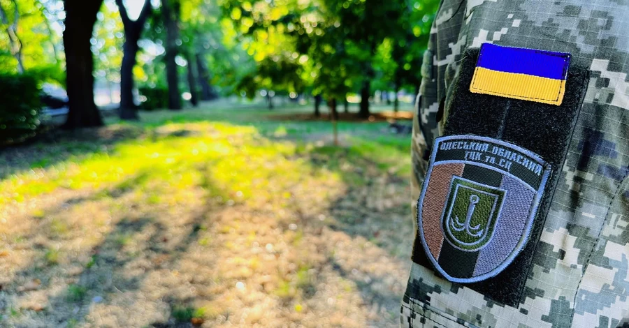 Сирський відсторонив керівників обласного та районного ТЦК після затримання військових в Одесі