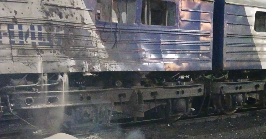 Россияне ударили по железнодорожной станции в Запорожье, есть погибший и раненый