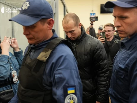 За патрульних, яких заарештували через втечу з місця стрілянини, внесли заставу