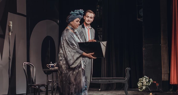 Наталья Сумская отпраздновала 70-летие на сцене театра Франко и получила орден от президента