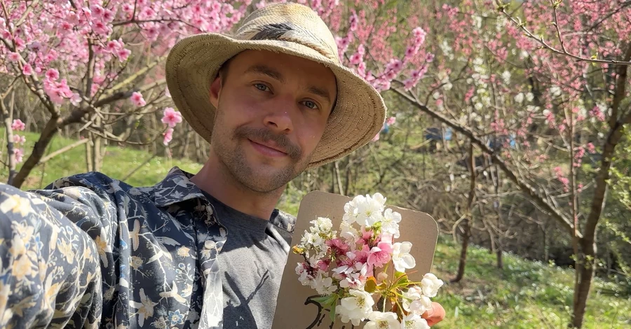 Строит дом из глины и зовет военных в гости: история «свободного фермера» из Закарпатья