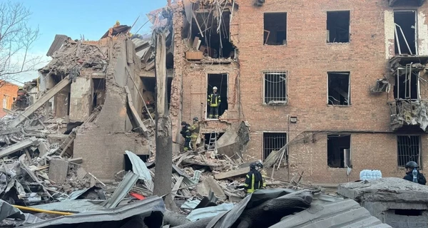 Росіяни вдарили по Дніпру - четверо загиблих, серед поранених двоє дітей