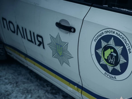 У Краматорську росіяни атакували авто поліції - правоохоронці поранені