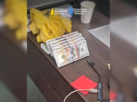 Керівника СБУ у Полтавській області затримали під час отримання хабаря