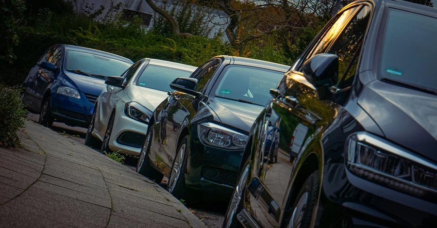 Как перерегистрировать авто без присутствия владельца – в МВД назвали два способа 