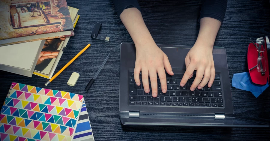 Участники НМТ-2026 чаще всего выбирали иностранный язык, географию и биологию