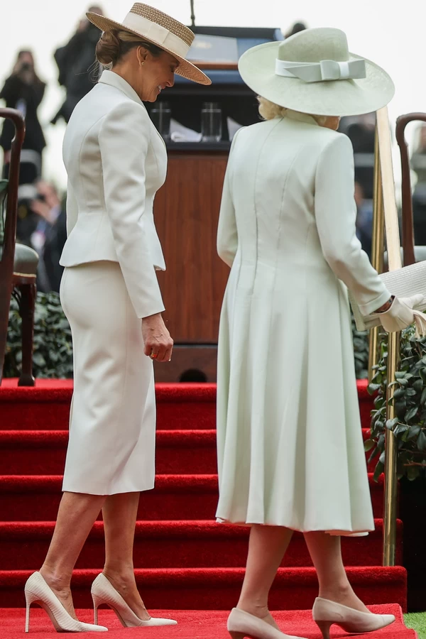 Битва капелюшків: королева Камілла та Меланія Трамп зустрілися у Білому домі