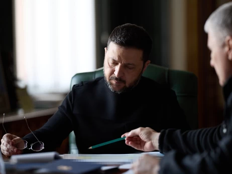 Зеленський анонсував санкції через прибуття до Ізраїлю суден із вкраденим зерном
