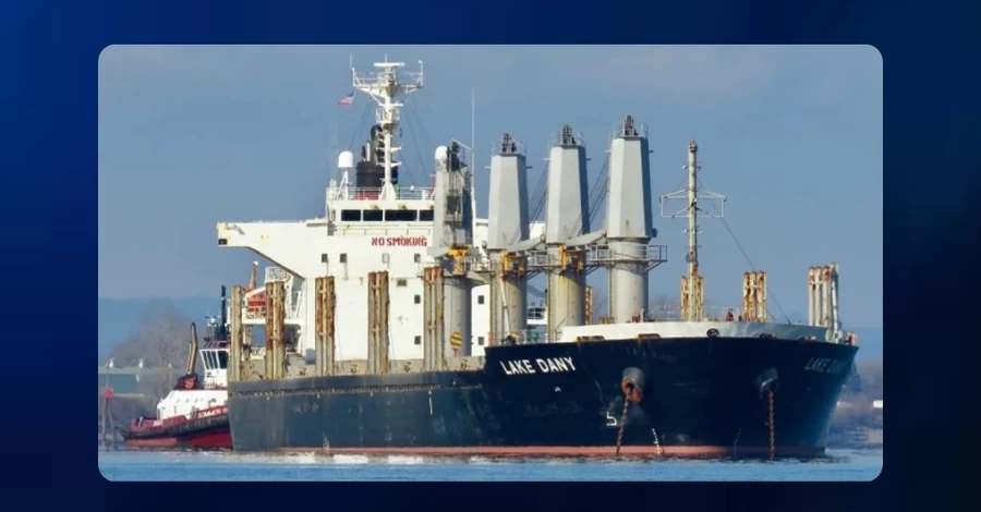 Украина официально потребовала от Израиля арестовать судно РФ с украденным зерном 