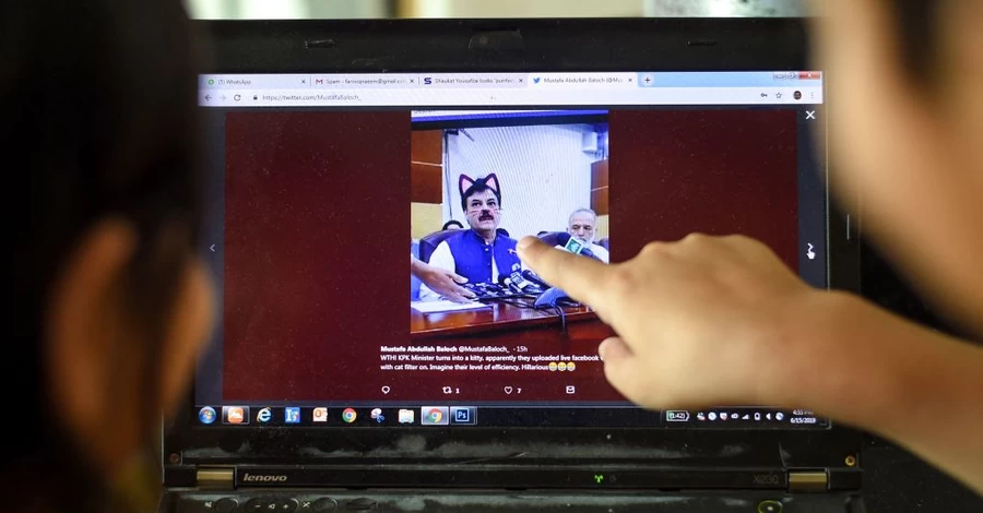 Булінг вчителів у тіктоці: що кажуть педагоги та як вони з цим борються