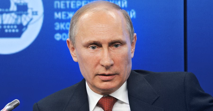 Путин в телефонном разговоре с Трампом предложил объявить перемирие с Украиной на День победы 