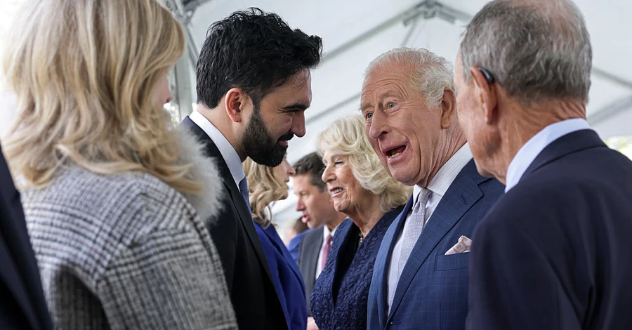 Мэр Нью-Йорка во время визита Чарльза высказался за возвращение Индии бриллианта 