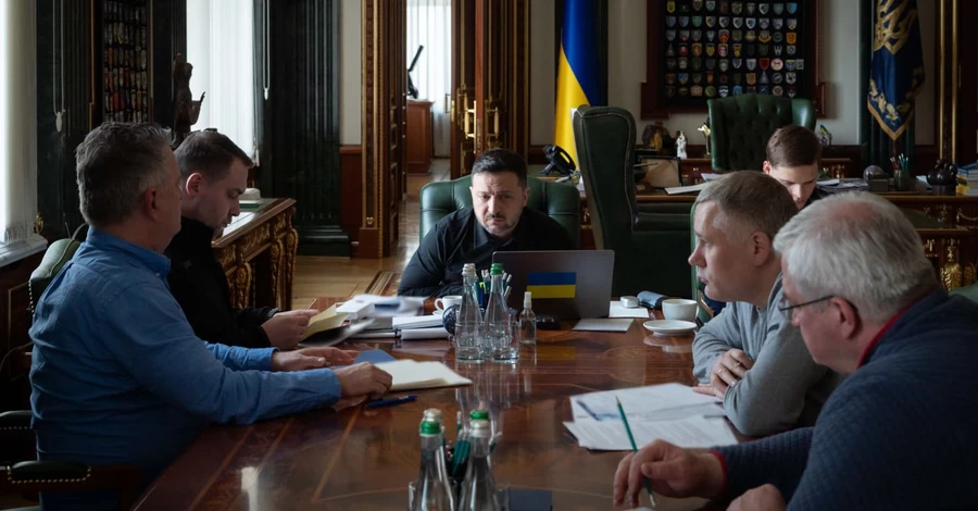 Зеленський та Фіцо готують особисту зустріч та домовилися налагодити відносини між країнами  