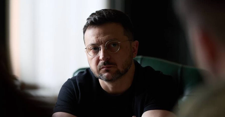 Зеленський анонсував старт реформи армії та доручив розпочати демобілізацію
